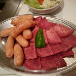 焼肉ハウスますや - ソーセージ&牛タン