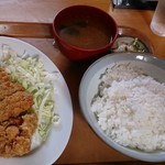 静岡屋食堂 - 