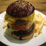 ハングリーヘブンチーズバーガー