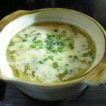 Tabemonoya Yuzu - 玉ねぎとチーズが濃厚な味わいのオニオングラタンスープ