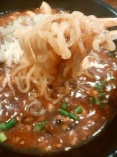らーめん幸 - マーボー麺(麺リフト)