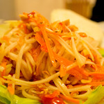 バーン・タム - 青パパイヤサラダ