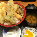 Sandaime Amimotou Osensuisan - 鱧天丼