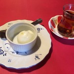 トルコ料理 ゲリック - チャイとドンドルマ