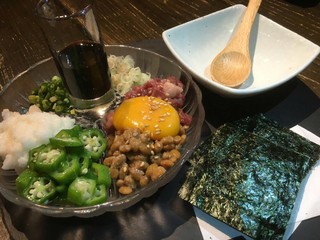 nihonshusutandoyuuma - 桜納豆とネバネバ野菜のノリ巻き