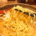 田所商店 - 麺リフト