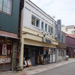 謎屋珈琲店 - 外観