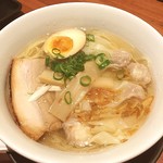 Ouki Chuu Bou - 塩ワンタン麺