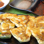 こてつ家 - にらしそ餃子