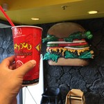 Teddy's Bigger Burgers - やっぱルートビアでしょ？