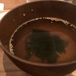 肉バル ミート グリルステーション - 昆布出汁のすまし汁、美味しかったです。この出汁でお茶漬け食べたい^ ^
