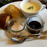 モーニング 菜根本店 - 朝のプレートセット