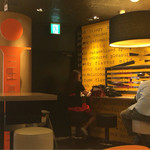 マクドナルド 南青山店