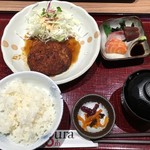 Yagura - 日替り定食（メインは豆腐ハンバーグ）