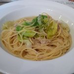 アネアカフェ - ツナとレタスのジンジャーソース♪ジンジャーたっぷり！