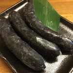 浜焼き・海鮮バル魚魚カルチョ - イカ墨ソーセージ