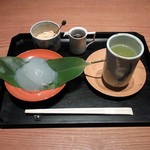 ゼンカフェ - 葛餅とドリンクのセット(1500円)