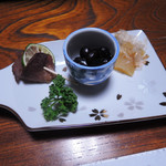 宮滝温泉元湯 まつや - 付出だよ。
      ビールを飲みながら、これをちびちび頂きます。