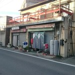 国母駅入口の交差点付近