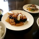 MAO - 全景です。ちなみにご飯は少な目。