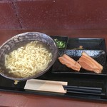 琉球麺　茉家 - 三枚肉そば