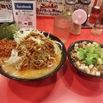 濃厚家 - ネギラーメン(790円)とネギチャーシュー丼(300円)