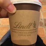 Lindt Chocolat Boutique & Cafe Karuizawa Purinsushoppingupurazaten