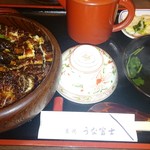 炭焼うな富士 - 肝入り上ひつまぶし