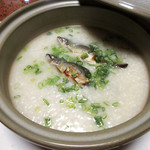 朝日館 - 8】鮎の雑炊。大きな土鍋で登場