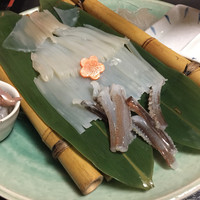 海鮮家 はこだて 本店 - 当店人気No.1！活イカ踊り造り