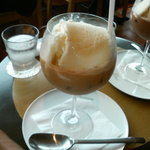 ロクシタンカフェ SHIBUYA TOKYO - ココナッツアイスクリームのミルクティー