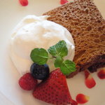 バリラックス・ザ・ガーデン名古屋 - メイプルのシフォンケーキ