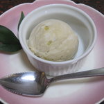 はつしろ - デザートに栗アイス！