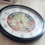 ラーメン二郎 - 開店１周年記念に贈呈された時計