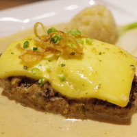 旬菜ステーキ処 らいむらいと - らいむらいと風チーズハンバーグ