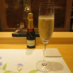 銀座 あらた - モエ・エ・シャンドン シャンパーニュ　ベビーボトル