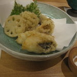 和人良 - 天ぷらです。魚の旨みと甘みを十二分に味わえます。