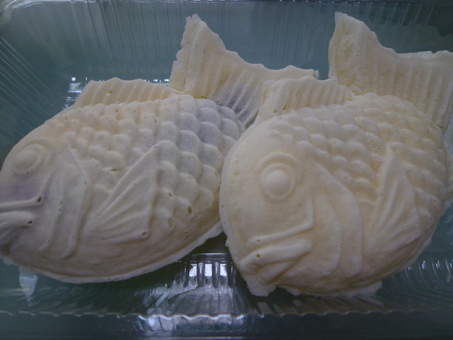 白いたいやき 武屋 八幡店 本城 たい焼き 大判焼き 食べログ