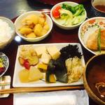 万菜 はせがわ - 