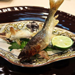 青華こばやし - 「蓼の葉」と一緒にいただくと、さらに美味しさがバージョンアップ