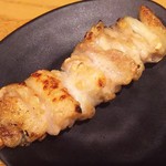 炭火串焼 初代バッジョ - かわ(塩)