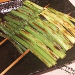 炭火串焼 初代バッジョ - にんにくの芽