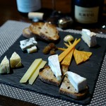 タマヤ - チーズ盛り合わせ