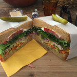 Vegetarianパンをライ麦に変えてもらいました