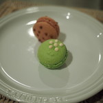 ICHiE - 