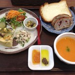 麦カフェ - ランチ（1400円 税別）