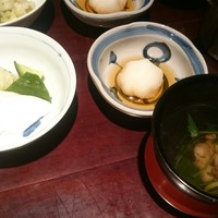 五代目 野田岩 麻布飯倉本店 - 肝吸、香の物、大根おろし