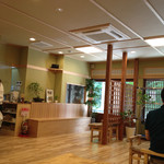 55452421 - ［2015年6月］清潔感溢れる綺麗なお店です。