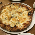 ドンブラボー - 追加オーダーしたクアトロフォルマッジ