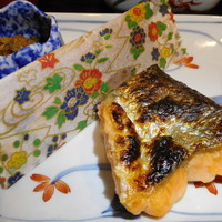 中之島なだ万 - 焼き物